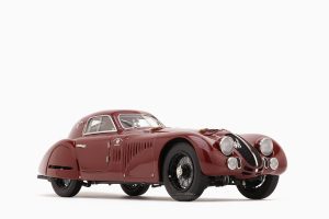 Alfa Romeo 8C 2900B 1938 1:18 by CMC