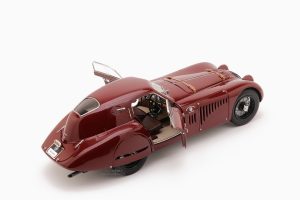 Alfa Romeo 8C 2900B 1938 1:18 by CMC