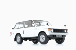 Land Rover Range Rover 1970 White 1:18 by Almost Real