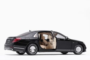 Mercedes - Maybach S-Class 2019 Obsidian Black 1:18 by Almost Real