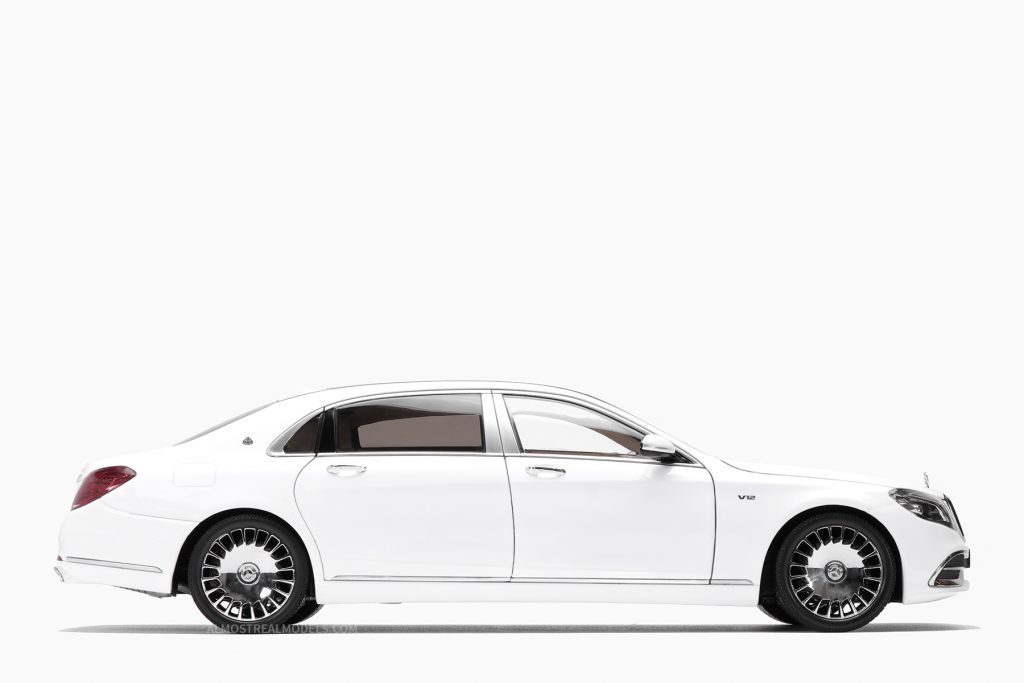 Mercedes - Maybach S-Class 2019 Diamond White 1:18 by Almost Real