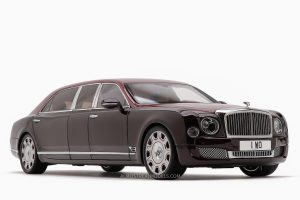 Bentley Mulsanne Grand Limousine Light Claret Over Claret 1:18 by Almost Real