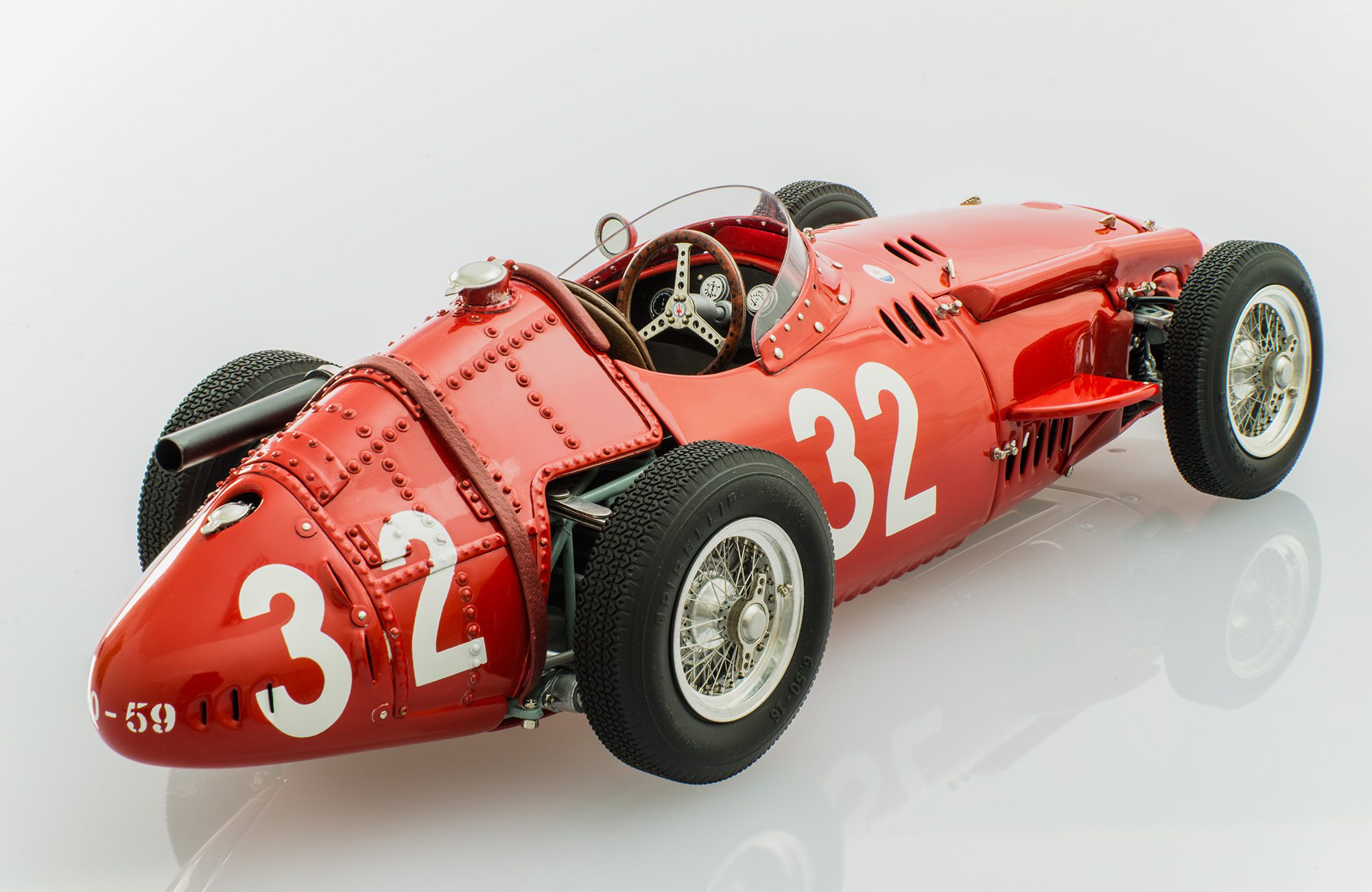 Maserati 250F Fangio #32 1957 Monaco CMC 1:18