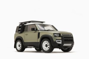 Land Rover Defender 90 2020 Pangea Green by 1:18 Almost Real