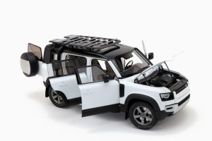 Land Rover Defender 110 2020 Fuji White 1:18 by Almost Real