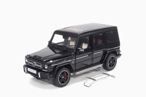 Mercedes-AMG G 63 (W463) 2015 - Black 1:18 by Almost Real