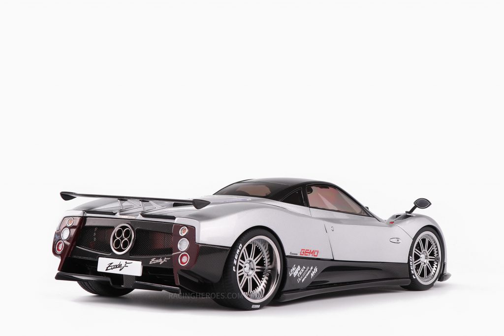 Pagani Zonda F 2005 1:18 by Almost Real