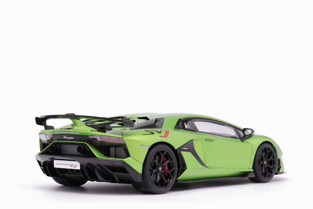 Lamborghini Aventador SVJ Verde Alceo/Matt Green 1:18 by AutoArt