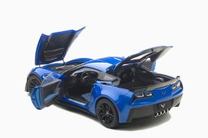 Chevrolet Corvette C7 Z06 Laguna Blue 1:18 by AutoArt