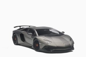 Lamborghini Aventador SV Grigio Titans Matt Grey 1:18 by AutoArt