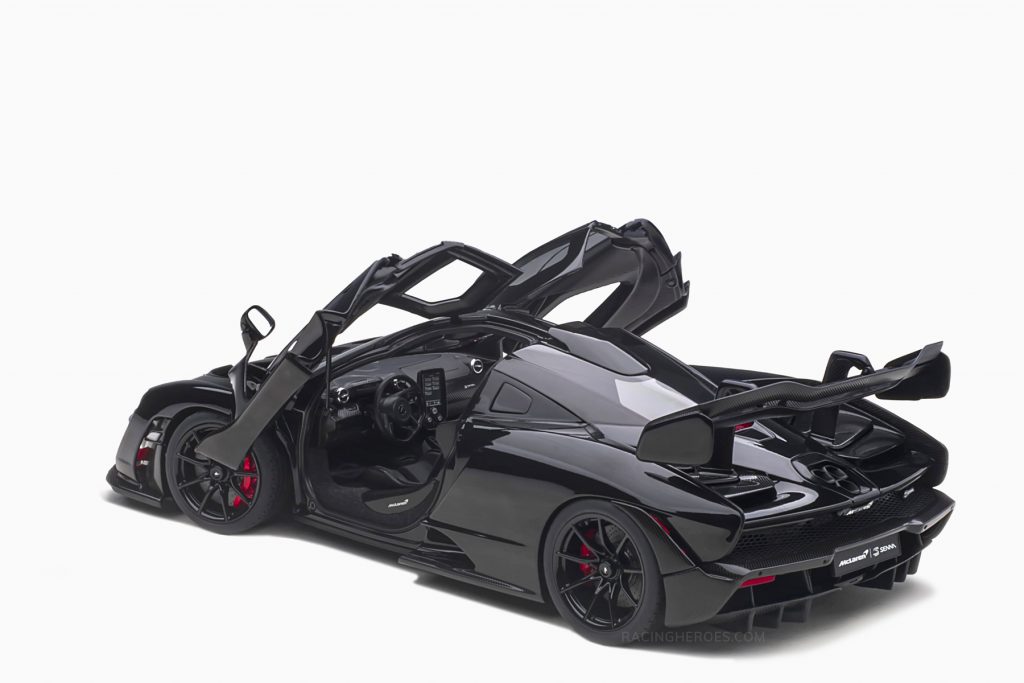 McLaren Senna Stealth Cosmos Black1:18 by AutoArt