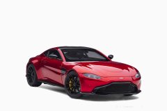 Aston Martin Vantage 2019, Hyper Red/Carbon Black Roof 1:18 by AutoArt