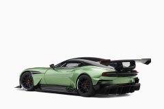 Aston Martin Vulcan, Apple Tree Green 1:18 by AutoArt