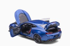 Chevrolet Camaro ZL1 2017, Hyper Blue Metallic 1:18 by AutoArt