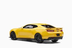 Chevrolet Camaro ZL1 2017, Bright Yellow 1:18 by AutoArt