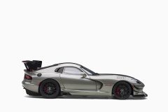 Dodge Viper GTS-R Commemorative Edition ACR Silver Metallic w/Black Stripes 1:18 by AutoArt