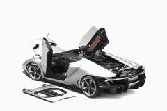 Lamborghini Centenario Roadster Silver 1:18 by AutoArt