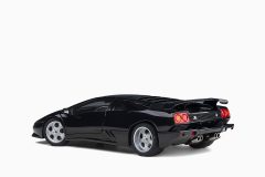 Lamborghini Diablo SE30, Deep Black Metallic 1:18 by AutoArt