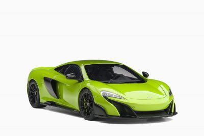 McLaren 675LT, Napier Green 1:18 by AutoArt