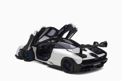 McLaren Senna, Vision Pure/White 1:18 by AutoArt