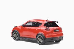 Nissan Juke R 2.0, Red 1:18 by AutoArt