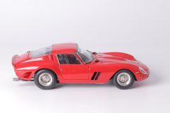 Ferrari 250 GTO Red *USED* 1:18 by CMC