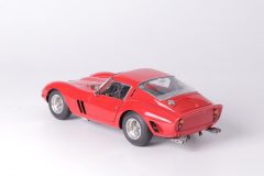 Ferrari 250 GTO Red *USED* 1:18 by CMC