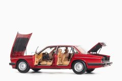 Jaguar Daimler XJ6 (XJ40) - Flamenco Red 1:18 by Almost Real