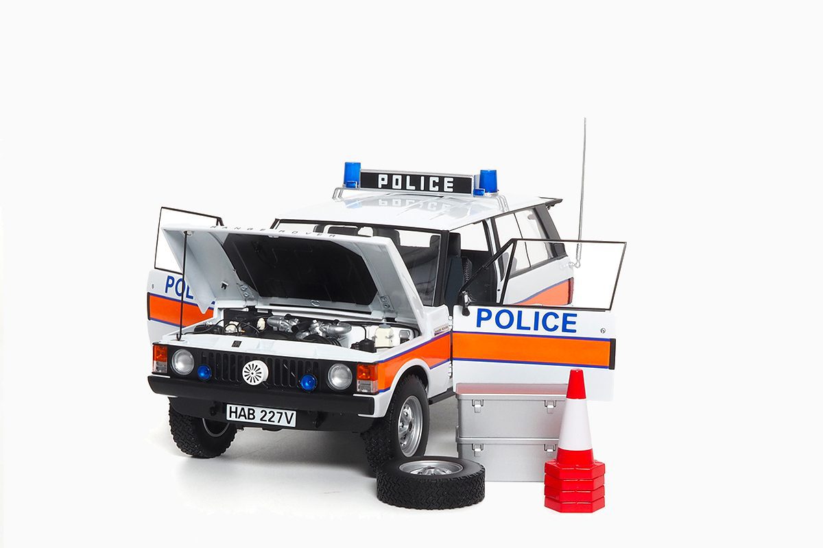 range-rover-police-almost-real-4.jpg