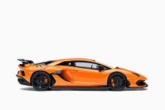 Lamborghini Aventador SVJ (Arancio Atlas) Orange 1:18 by Autoart