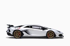 Lamborghini Aventador SVJ (Bianco Asopo) White 1:18 by Autoart