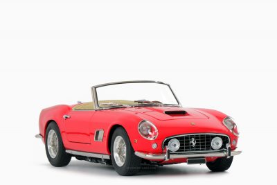 Ferrari 250 SWB California 1961 Red 1:18 by CMC