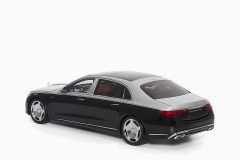 Mercedes - Maybach S-Class 2021 Black / Silver 1:18 by Almost Real