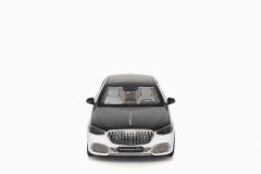 Mercedes - Maybach S-Class 2021 Black / White 1:18 by Almost Real