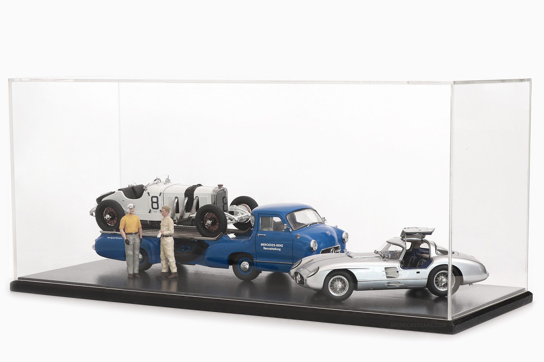 Showcases: SHOWCASE IN PLEXIGLASS 1/18 FOR CAR OR DIORAMAS IN SCALE 1/18 NEW