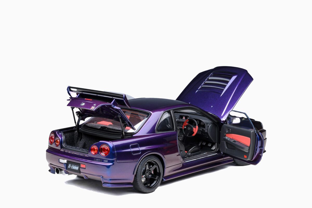 Nissan Skyline GT-R (R34) Z-Tune, Midnight Purple 1:18 by AutoArt