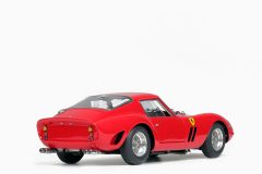 Ferrari 250 GTO RHD Red London Motor Show 1962 Ron Fry 1:18 by CMC