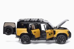 Land Rover Defender 110 2023 Trophy Edition 1:18 by Almost Real