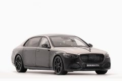 Mercedes - Maybach S-Class 2023 Mojave Silver/Onyx Black 1:18 by Almost Real