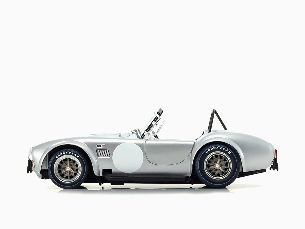 Shelby Cobra 427 S/C Silver Metallic with White Stripes 1:18 by Kyosho