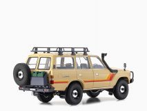 Toyota Land Cruiser 60 RHD (Right Hand Drive) Beige with Stripes and Roof Rack with Accessories 1:18 by Kyosho