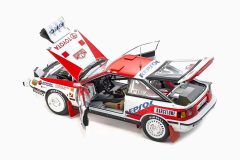 Toyota Celica GT-4 #2 Carlos Sainz - Luis Moya - Monte Carlo Rally (1991) 1:18 by Kyosho