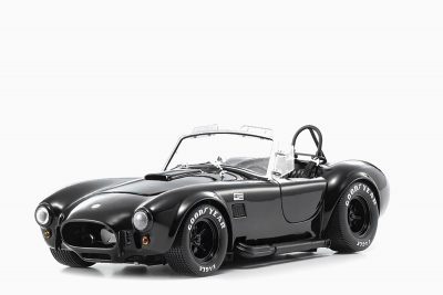 Shelby Cobra 427 S/C Black 1:18 by Kyosho