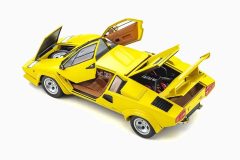 Lamborghini Countach LP 5000 Quattrovalvole Yellow 1:18 by Kyosho