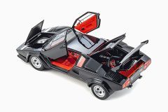 Lamborghini Countach LP 5000 Quattrovalvole Black with Red Interior 1:18 by Kyosho