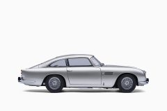 Aston Martin DB5, Birch Silver 1:18 by Autoart