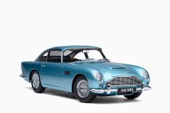 Aston Martin DB5 Caribbean Pearl Blue 1:18 by Autoart